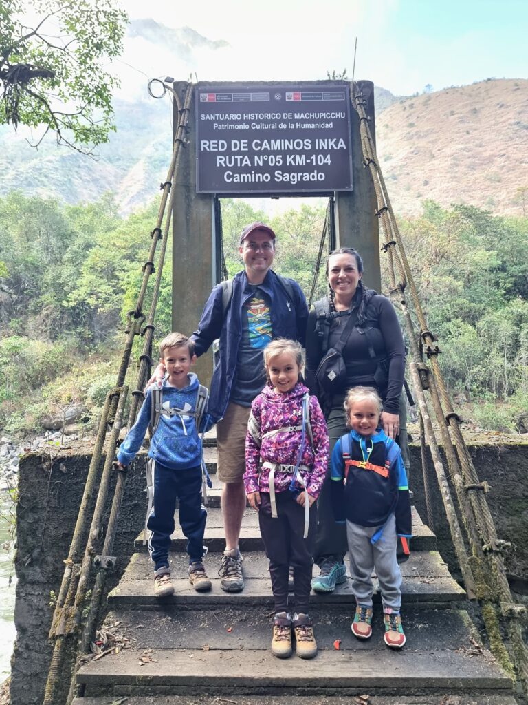 Family walking the Inca trail